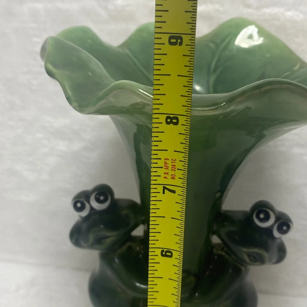 VTG La‎ Dolce Vita JA Green Ceramic Frog Vase Lily Pad Air Plant Candy Dish